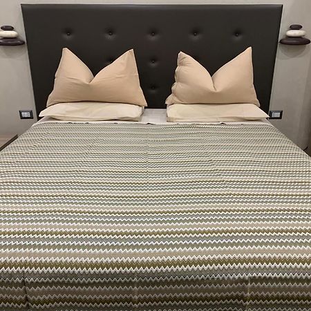 Domus Cinecitta Bed and Breakfast Ρώμη Εξωτερικό φωτογραφία